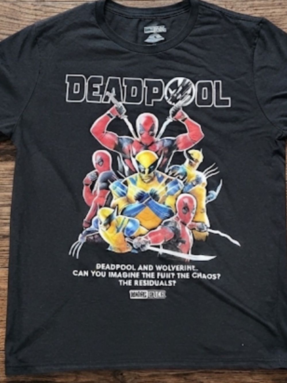 Deadpool and Wolverine Design Marvel Shirt Men’s Size 2X